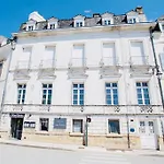 Vue Imprenable Sur Le Port, Charmant Et Clair!