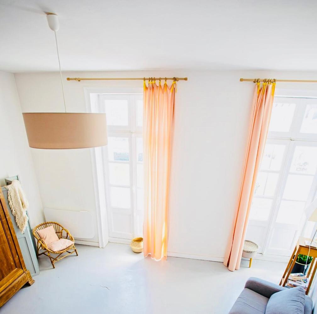 Vue Imprenable Sur Le Port, Et Clair! Appartement